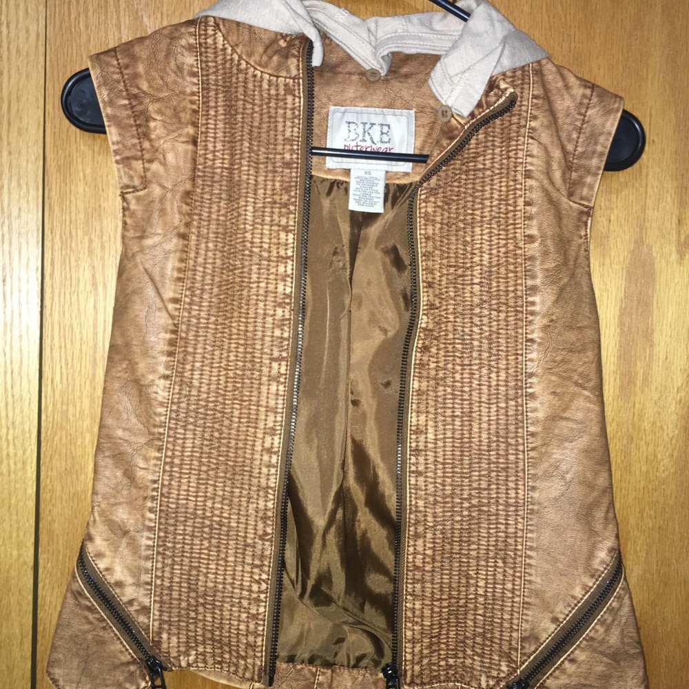 Buckle Vest